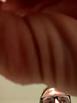 Snapshot of Porzz-6 chatting on 09/19/25, 06:19 Porzz-6 online show from 09/19/25, 06:19