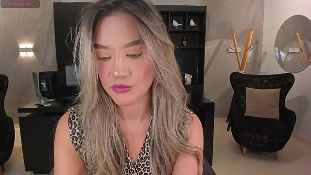 RebeccaHudson online show from 02/07/25, 03:12