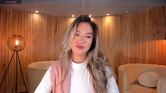 RebeccaHudson online show from 02/08/25, 03:08