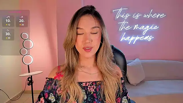 RebeccaHudson online show from 10/30/25, 07:25