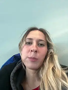 Snapshot of M1ssyk1ssy chatting on 01/03/25, 06:46 M1ssyk1ssy online show from 01/03/25, 06:46