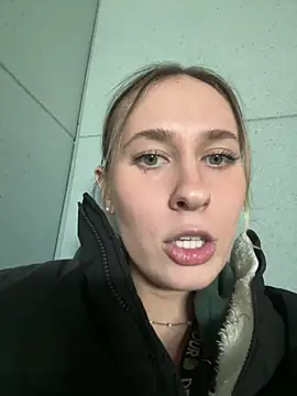 Snapshot of M1ssyk1ssy chatting on 01/14/25, 06:07 M1ssyk1ssy online show from 01/14/25, 06:07