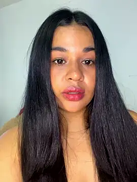 Snapshot of Aitana98_ chatting on 01/17/26, 01:43 Aitana98 online show from 01/17/26, 01:43