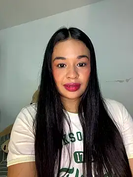 Snapshot of Aitana98_ chatting on 01/19/26, 01:42 Aitana98 online show from 01/19/26, 01:42