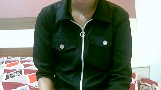 collage hoty online show from 11/17/25, 02:56