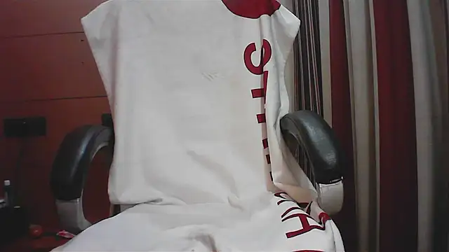 collage hoty online show from 01/08/26, 03:42