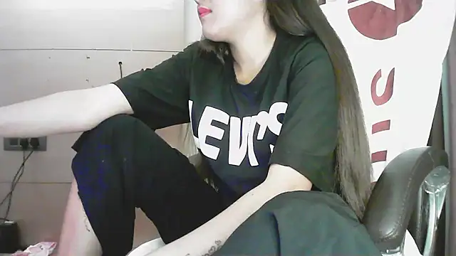 collage hoty online show from 01/11/26, 03:17