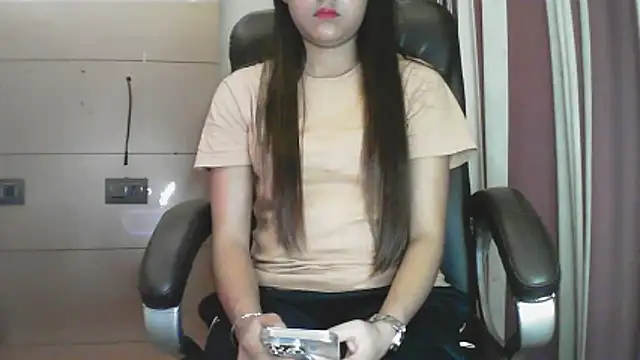 collage hoty online show from 01/18/26, 03:49