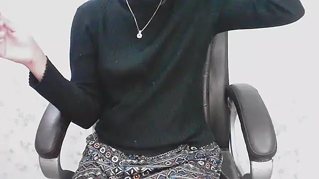 collage hoty online show from 02/12/26, 02:39