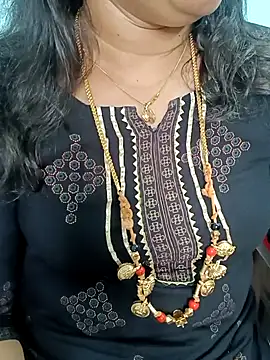 Snapshot of gaurika18 chatting on 02/26/25, 06:04 gaurika18 online show from 02/26/25, 06:04