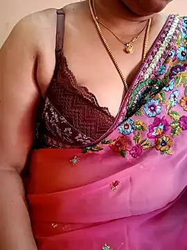 Snapshot of gaurika18 chatting on 03/01/25, 09:51 gaurika18 online show from 03/01/25, 09:51