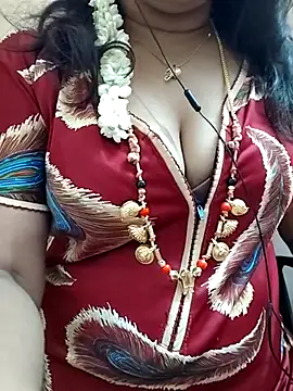 Snapshot of gaurika18 chatting on 03/16/25, 05:17 gaurika18 online show from 03/16/25, 05:17