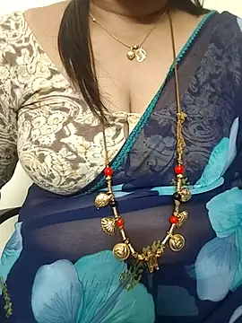 Snapshot of gaurika18 chatting on 10/15/25, 06:46 gaurika18 online show from 10/15/25, 06:46