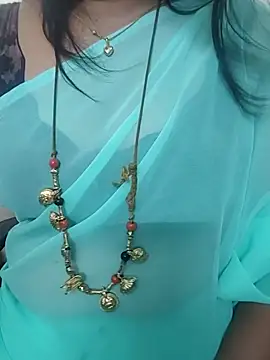 Snapshot of gaurika18 chatting on 10/26/25, 05:57 gaurika18 online show from 10/26/25, 05:57