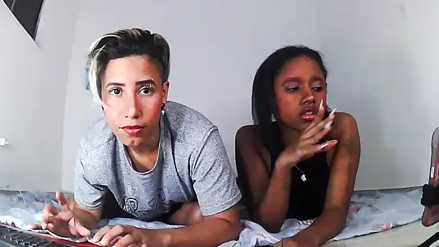 Snapshot of Electraykasey_fox chatting on 02/07/25, 06:14 Electraykasey fox online show from 02/07/25, 06:14