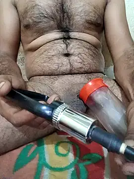 Newalcock online show from 02/08/25, 04:36