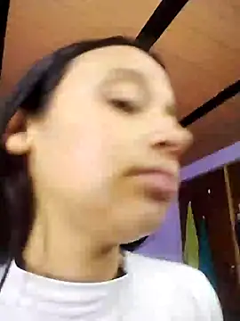 emma ambar online show from 01/12/25, 12:07