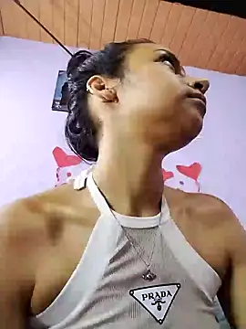 emma ambar online show from 02/22/25, 12:38