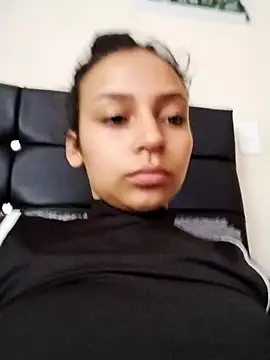 emma ambar online show from 10/28/25, 08:22