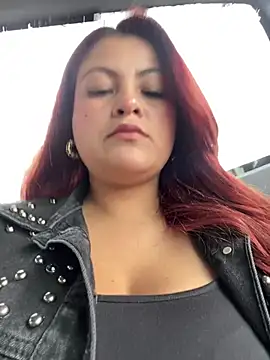 lia moon77 online show from 12/18/24, 08:47