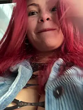 lia moon77 online show from 02/12/25, 10:15