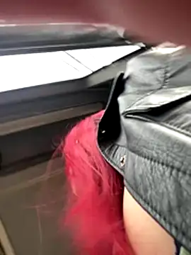 lia moon77 online show from 12/13/25, 07:53