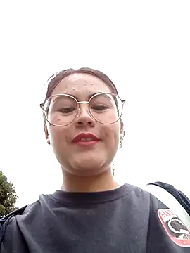 lara moon25 online show from 01/25/25, 08:31