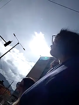 lara moon25 online show from 11/10/25, 07:35