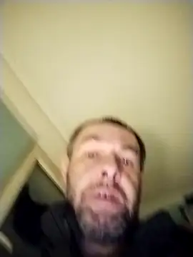 Snapshot of Andrzej-M chatting on 12/05/25, 08:05 Andrzej-M online show from 12/05/25, 08:05