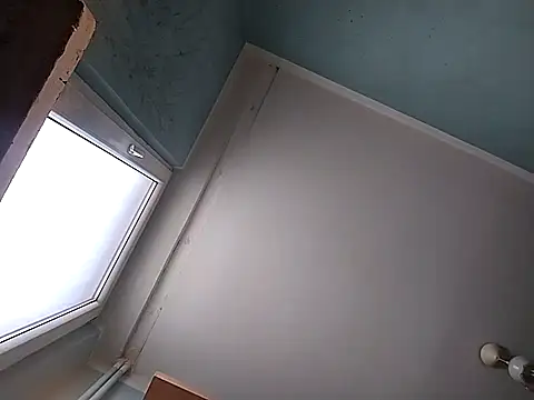 Snapshot of Andrzej-M chatting on 02/06/26, 10:07 Andrzej-M online show from 02/06/26, 10:07