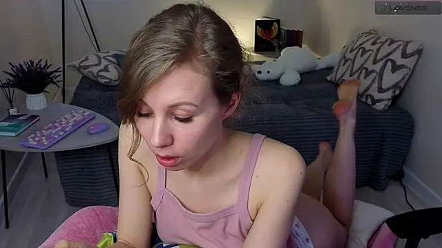 Snapshot of Lill_Mary chatting on 03/05/25, 07:38 Lill Mary online show from 03/05/25, 07:38