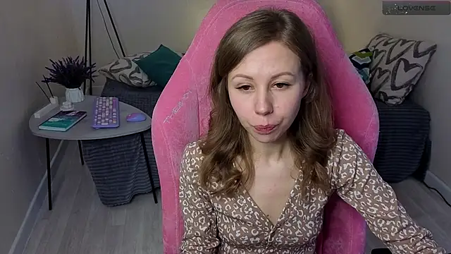 Snapshot of Lill_Mary chatting on 03/11/25, 03:05 Lill Mary online show from 03/11/25, 03:05