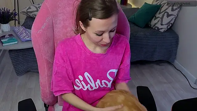 Snapshot of Lill_Mary chatting on 03/23/25, 06:16 Lill Mary online show from 03/23/25, 06:16