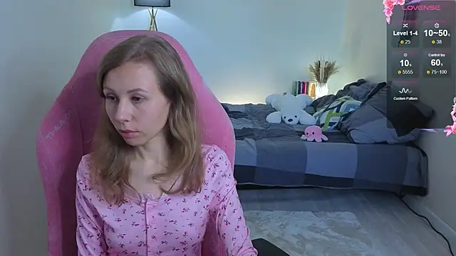 Snapshot of Lill_Mary chatting on 10/01/25, 03:34 Lill Mary online show from 10/01/25, 03:34