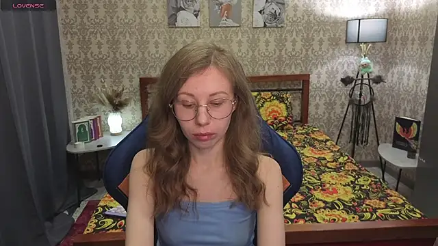 Snapshot of Lill_Mary chatting on 02/07/26, 01:42 Lill Mary online show from 02/07/26, 01:42