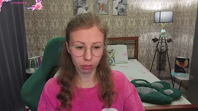 Snapshot of Lill_Mary chatting on 02/15/26, 03:14 Lill Mary online show from 02/15/26, 03:14