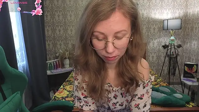 Snapshot of Lill_Mary chatting on 03/12/26, 03:23 Lill Mary online show from 03/12/26, 03:23