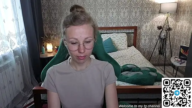 Lill Mary online show from 06/11/26, 02:53