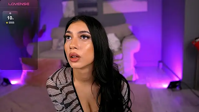 BetsyGonzale online show from 01/25/25, 04:34