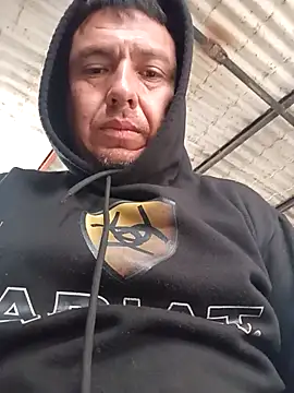 Snapshot of strip_1212 chatting on 11/01/25, 03:14 strip 1212 online show from 11/01/25, 03:14