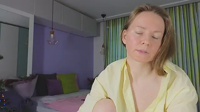 Snapshot of JanePearl chatting on 01/10/25, 09:55 JanePearl online show from 01/10/25, 09:55