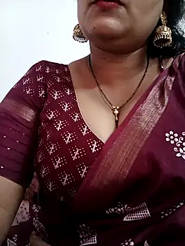 Nyra-23 online show from 12/19/25, 08:32