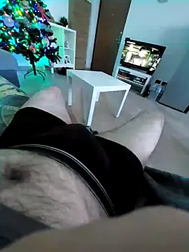 Snapshot of Marcolino183 chatting on 12/23/24, 03:33 Marcolino183 online show from 12/23/24, 03:33