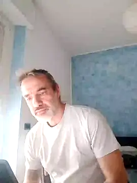 Snapshot of Marcolino183 chatting on 01/13/25, 02:00 Marcolino183 online show from 01/13/25, 02:00