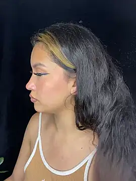 baby lizy online show from 03/07/25, 09:06