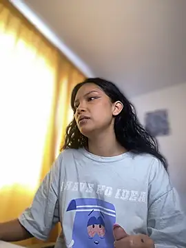 baby lizy online show from 02/01/26, 06:39