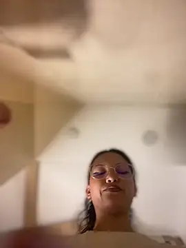 baby lizy online show from 06/30/26, 10:22