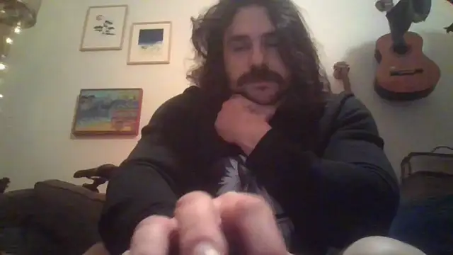 Snapshot of Mclozzz chatting on 02/28/26, 03:29 Mclozzz online show from 02/28/26, 03:29