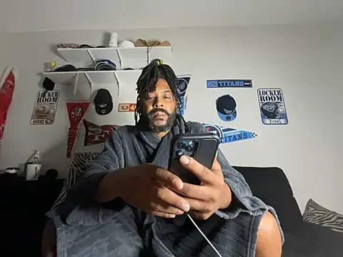 Snapshot of bigdinca chatting on 02/23/26, 12:35 bigdinca online show from 02/23/26, 12:35