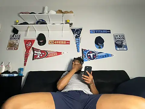 Snapshot of bigdinca chatting on 03/18/26, 09:45 bigdinca online show from 03/18/26, 09:45